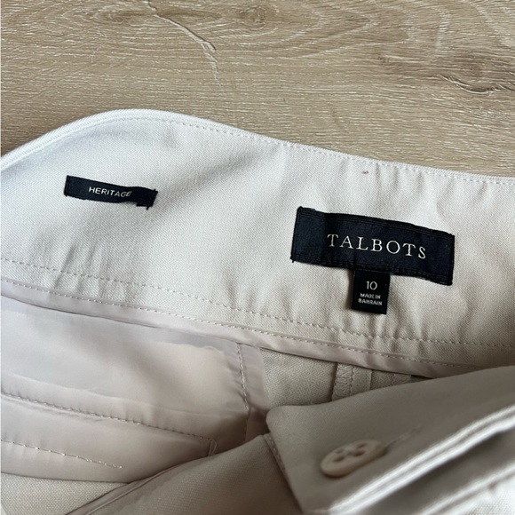 TALBOTS Heritage Stretch Khaki Tan Pants Slacks SZ 10 NWOT - Picture 2 of 6